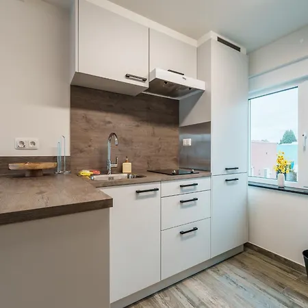 Apartment In Near Snowworld, Cleaning Included