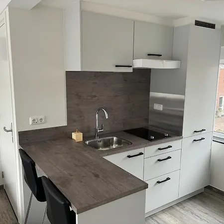 In Near Snowworld, Cleaning Included Apartment