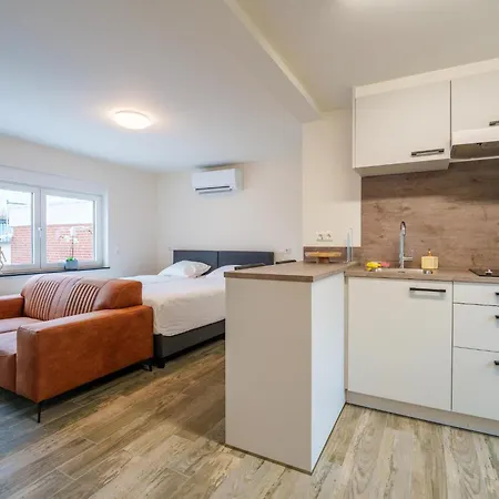 In Near Snowworld, Cleaning Included Apartment Landgraaf