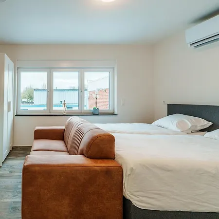 In Near Snowworld, Cleaning Included Apartment Landgraaf