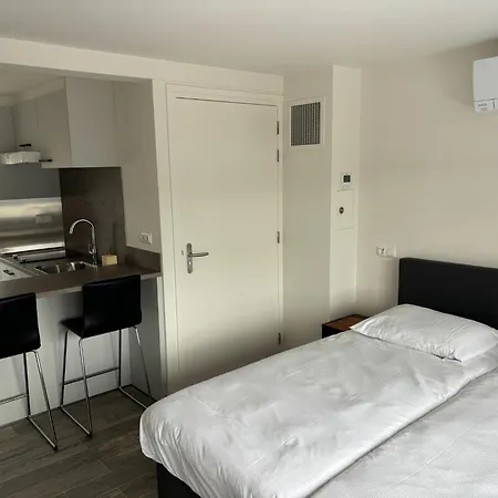 In Near Snowworld, Cleaning Included Apartment